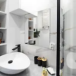 Pod Skrzydlami - Centrum - 24h Apartment