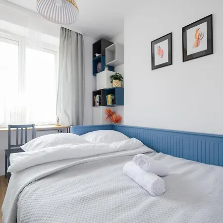 Pod Skrzydlami - Centrum - 24h Apartamento