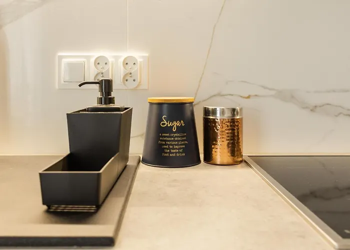 Pod Skrzydlami - Centrum - 24h *