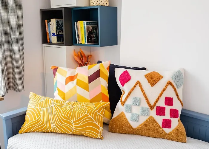 Pod Skrzydlami - Centrum - 24h *